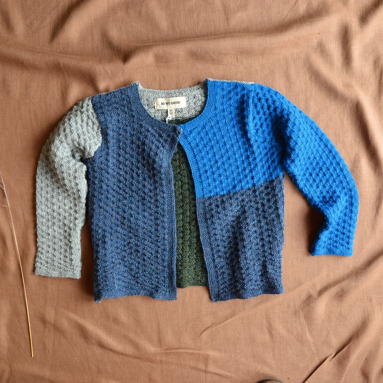 Colourblock Cardigan 100% alpaca - Blue (18m-3y) *Last One!