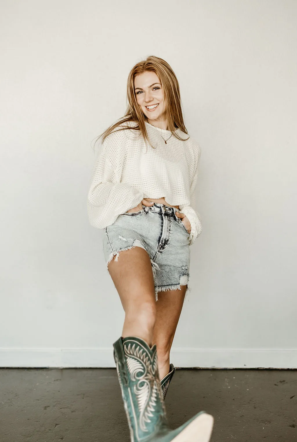 Cropped Waffle Knit Bubble Sleeve Top