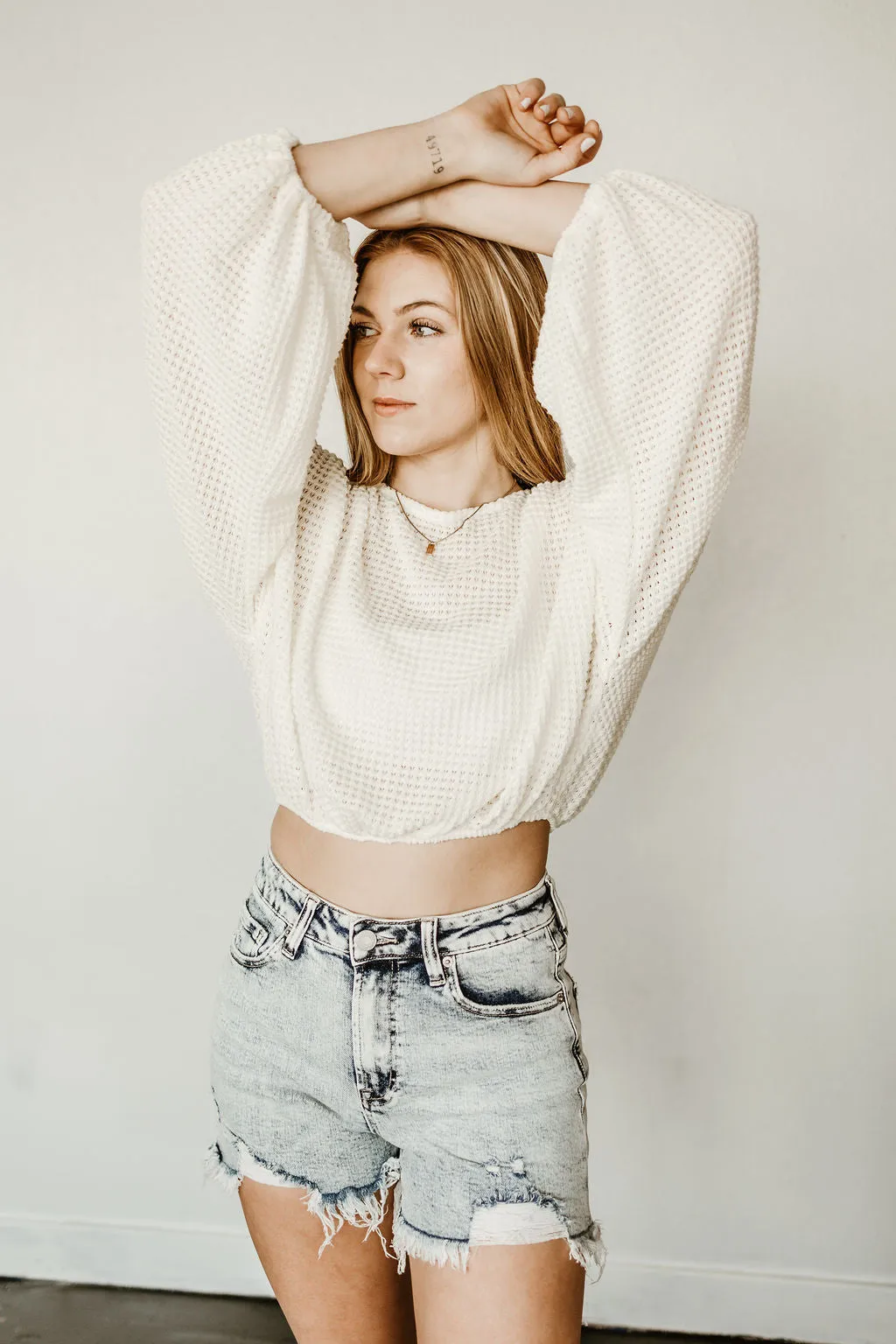 Cropped Waffle Knit Bubble Sleeve Top