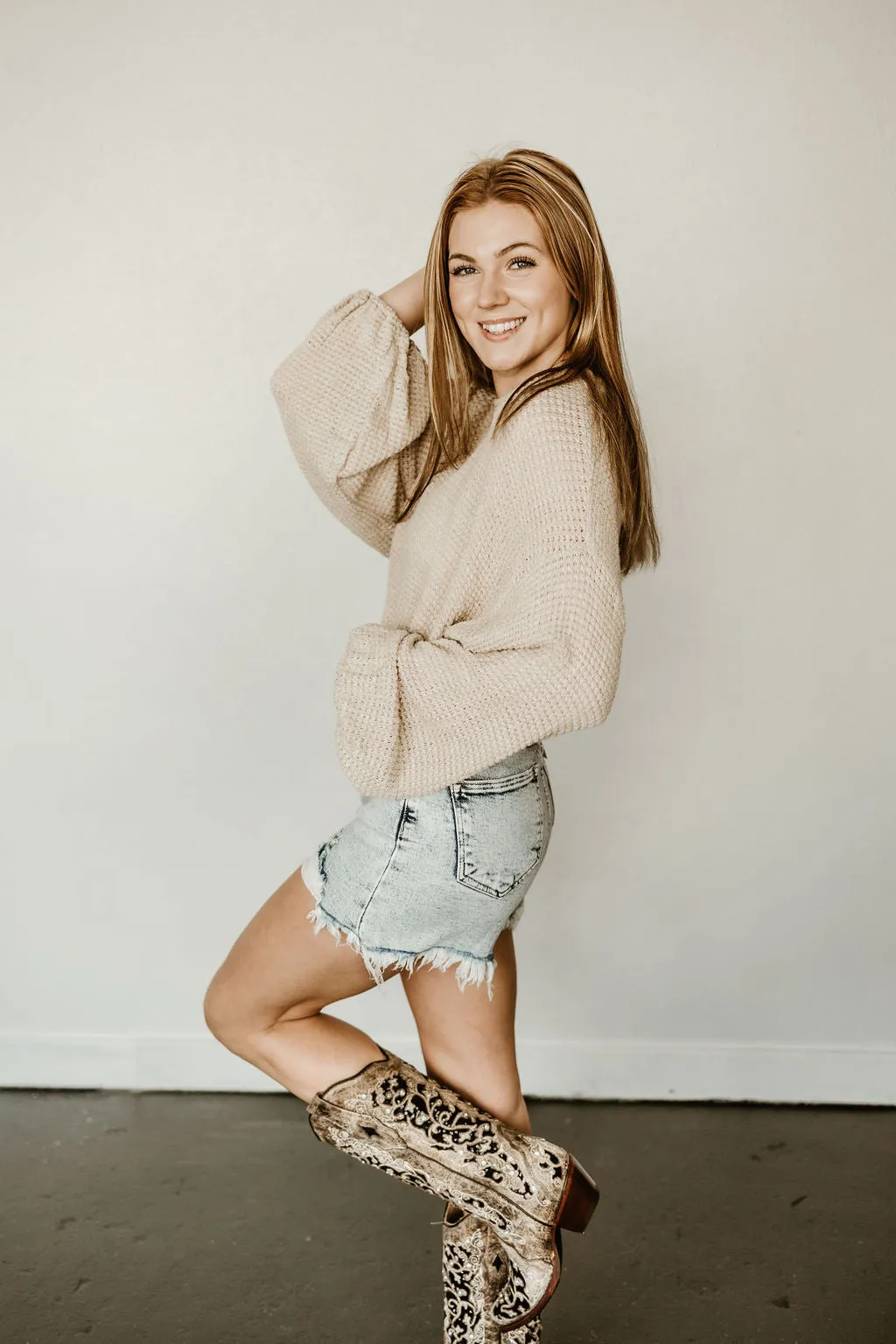 Cropped Waffle Knit Bubble Sleeve Top