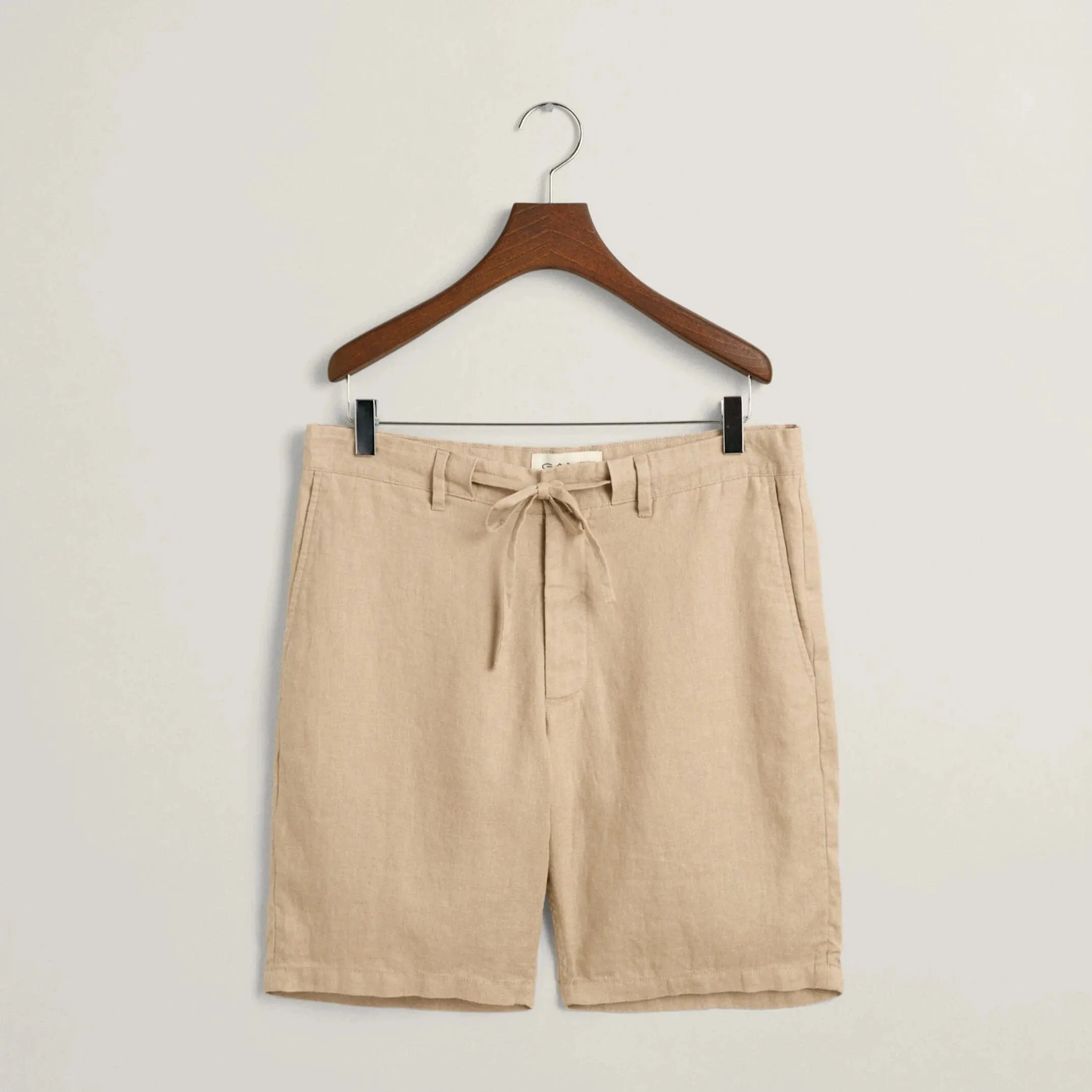 Gant Relaxed Fit Linen Drawstring Shorts in Dry Sand