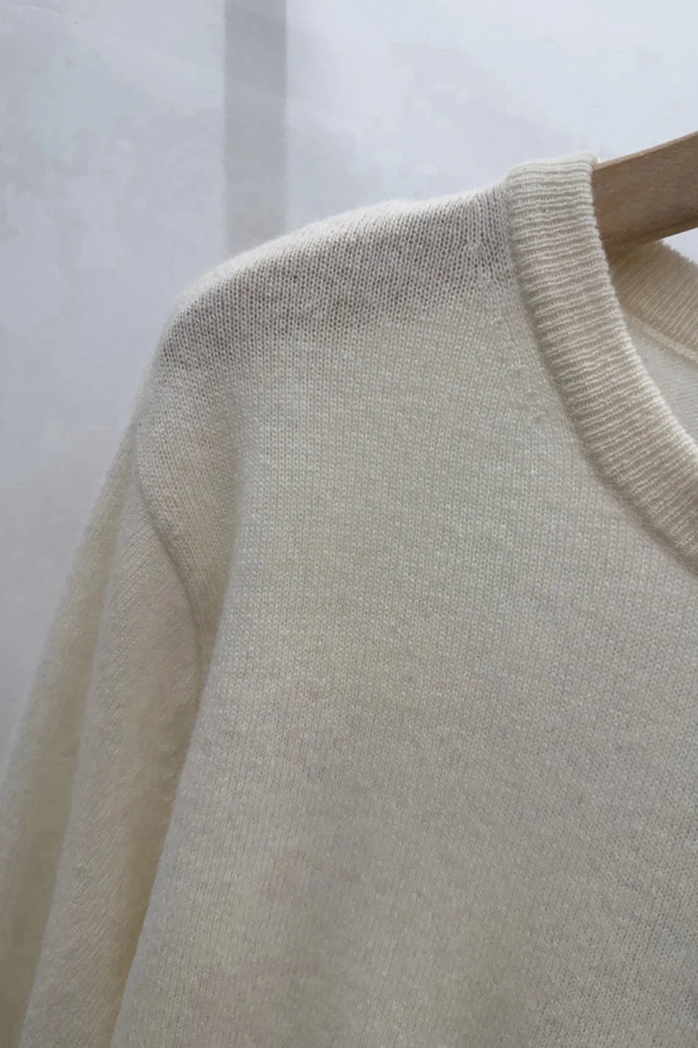 Roundneck Classic Sweater